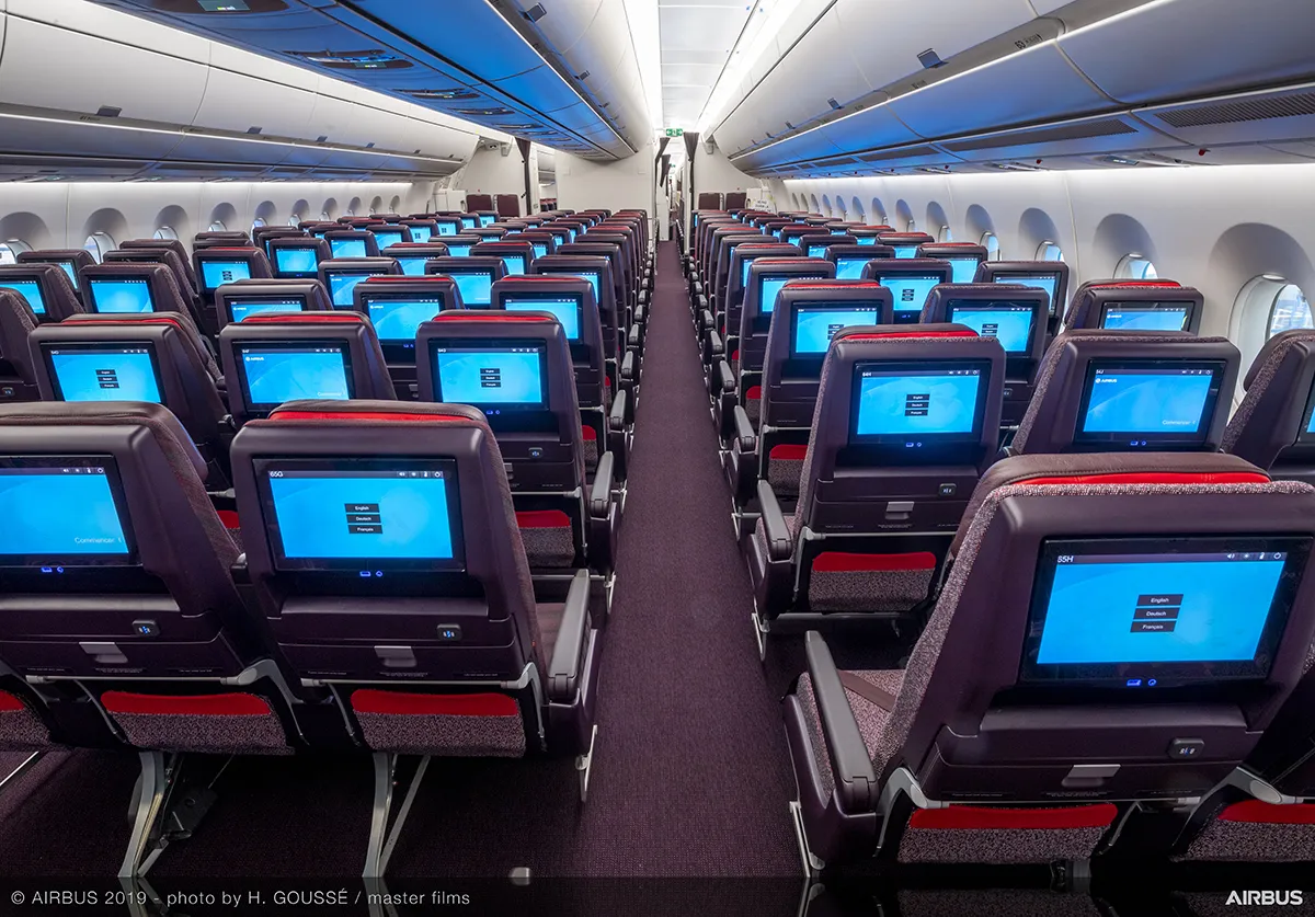 Kabina w klasie ekonomiczne A350-1000 linii Virgin Atlantic