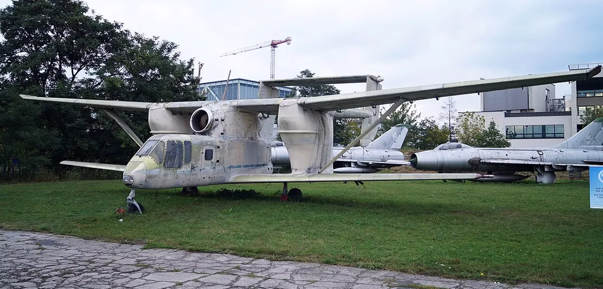 Jakie były wady i problemy eksploatacyjne samolotu PZL M-15 Belphegor?