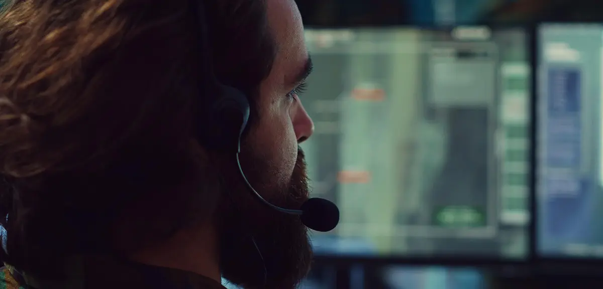 Jakie są wymagania, aby zostać kontrolerem ruchu lotniczego w Polsce?